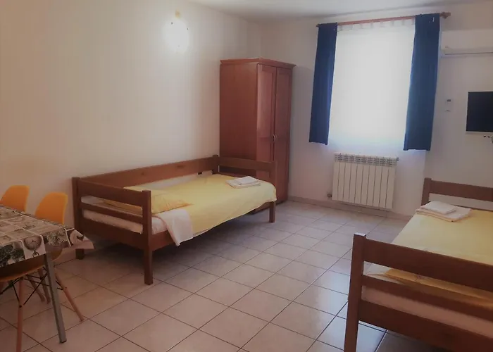 Barbara Gregovica Lejlighed Pula