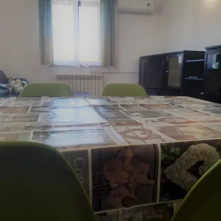 Barbara Gregovica Apartman Póla