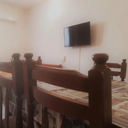 Barbara Gregovica * Pula